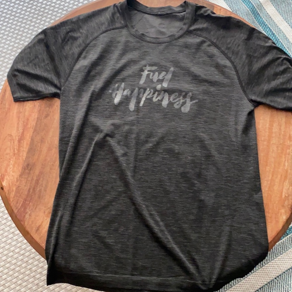 Medium Lululemon Tech T-shirt. Gray / Black color